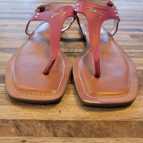 Tommy Hilfiger Logo Red Toe Post Summer Sandals - Picture 2 of 12
